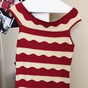 Modcloth Wave Bodycon Dress Size M